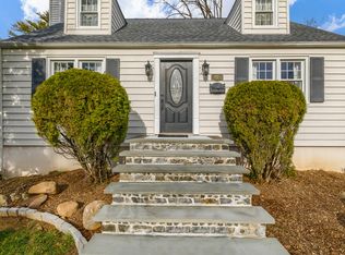 101 Sycamore Ave, Livingston, NJ 07039