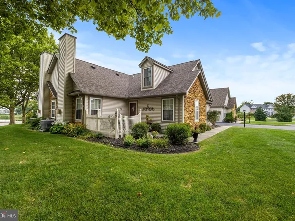 69 Apple Jack Ln, Littlestown, PA 17340