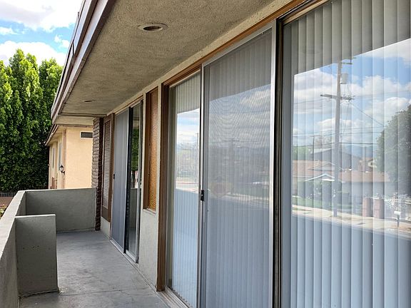 4th image of 15526 Chase St APT 29