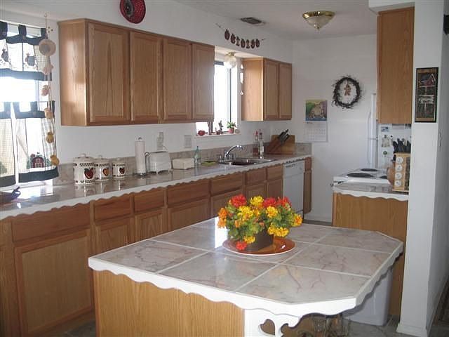 2nd image of 345 Hillandale Ave