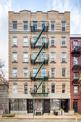 Rented by Douglas Elliman | media 8