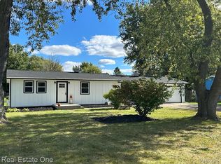 5481 Belsay Rd, Grand Blanc, MI 48439