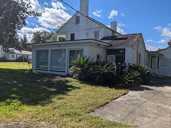 Driveway side of the house
