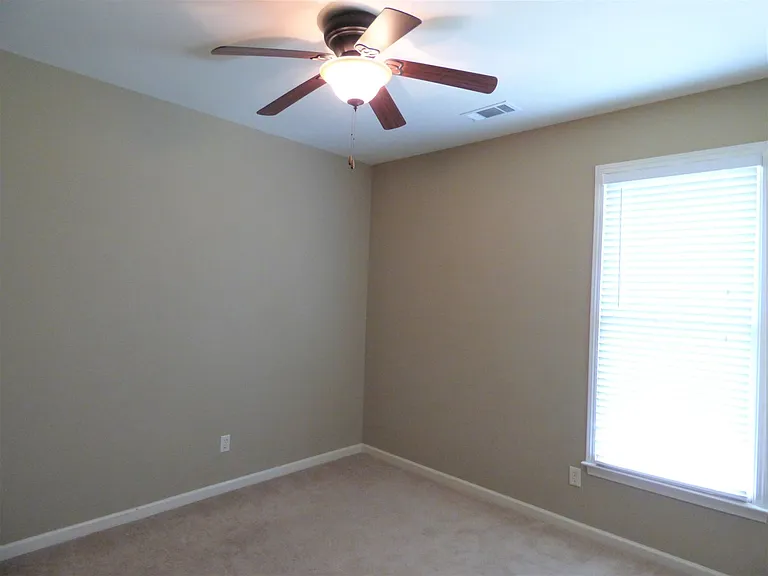 3770 Abbeyglen Way — Photo 11