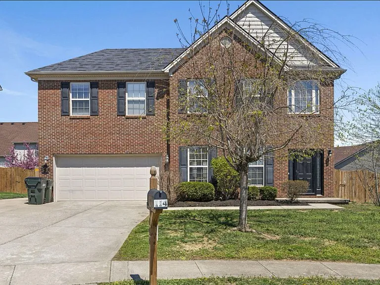114 Walden Cv — Photo 1