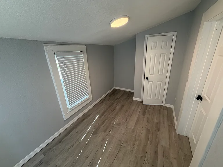 802 N Wheeler St — Photo 7
