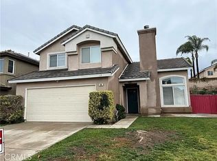 936 Harbor St, Corona, CA 92882
