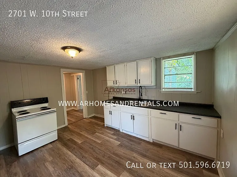2701 W 10th St — Photo 6