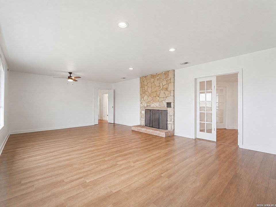 1st image of 600 S STORTS ST