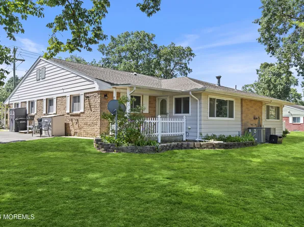 13D Cardinal Street, Manchester, NJ 08759