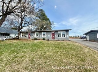 1018 Piedmont St #A, Bedford, VA 24523