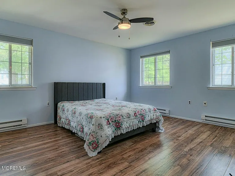 35 Auburn St #54B — Photo 19