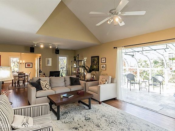 5th image of 1006 Woodland Park Dr