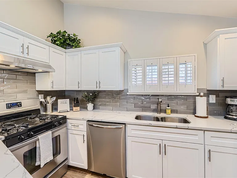 Kitchen, Stainless, Gas Range