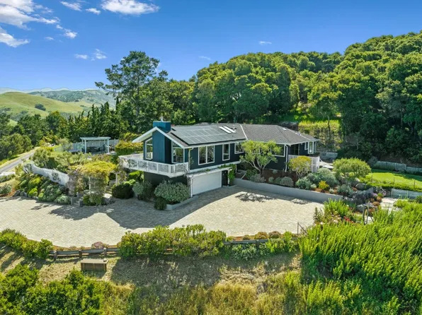 21 Calera Canyon Rd, Salinas, CA 93908