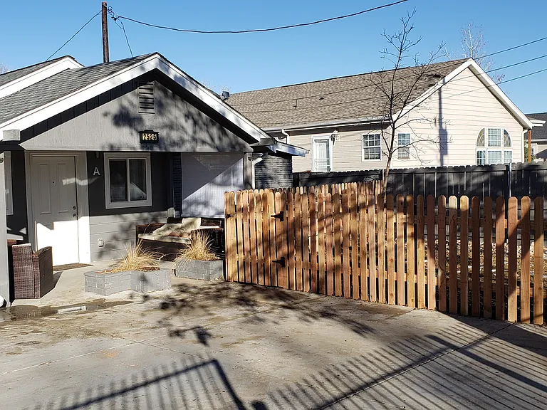 W 65th Pl — Photo 2