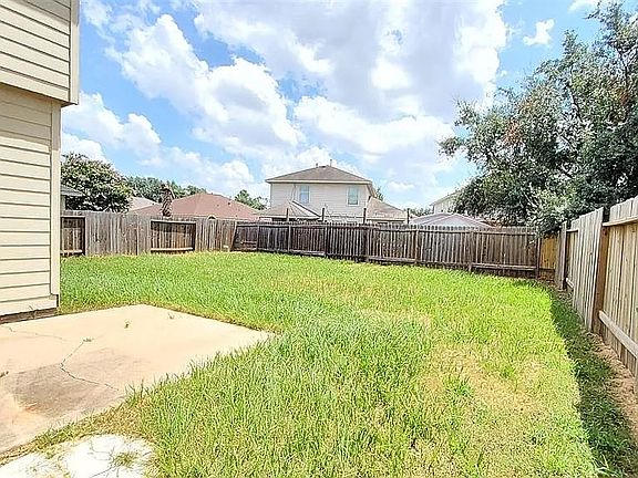 3rd image of 6310 Wellington Meadows Dr