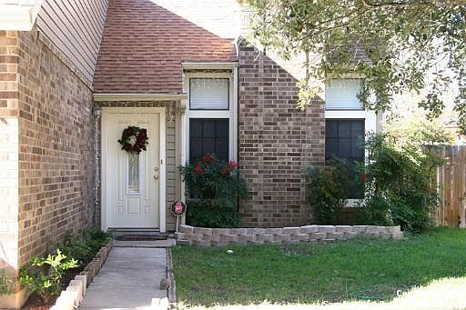 3rd image of 8319 BRAES POINT