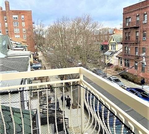 5th image of 1840 E 14th St #3X