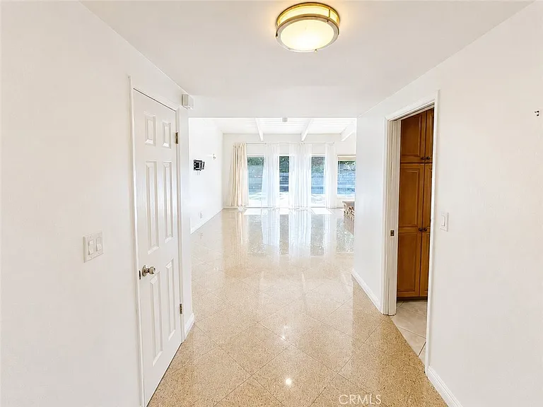 24010 Hatteras St — Photo 4