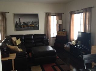 15 Windsor Cir UNIT A, South Elgin, IL 60177