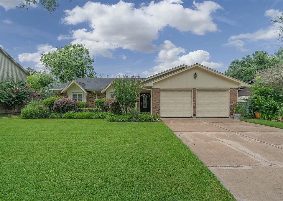 1st image of 1806 Winding Creek Dr
