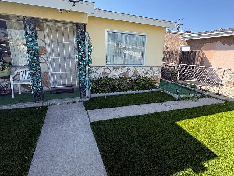 766 Jefferson Ave #A — Photo 20