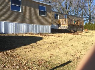 23 Willington Dr, Macungie, PA 18062