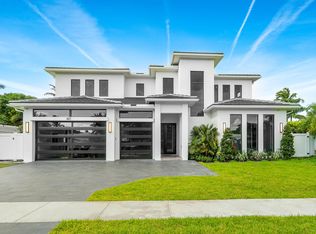 421 NE 10th St, Boca Raton, FL 33432