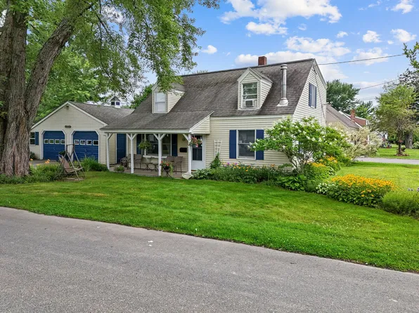 11 Crosby Street, Fairfield, ME 04937