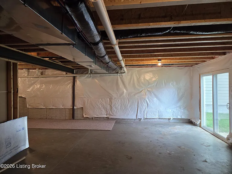 108 Strawberry Field Dr — Photo 38