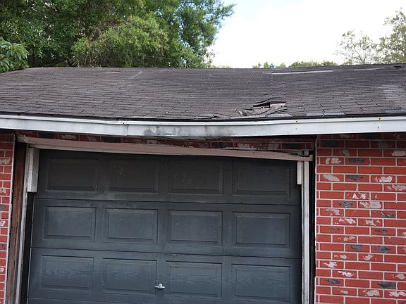 3rd image of 505 W Warner Cir