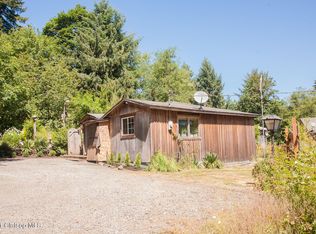 82178 Red Bluff Rd, Seaside, OR 97138