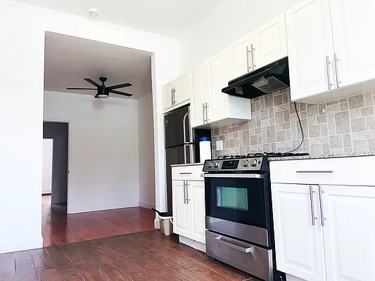 Rented by Stewart Harrison LLC | media 21