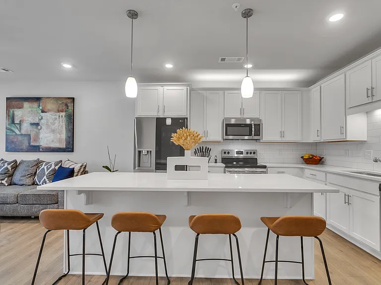 2030 Main St NW #204 — Photo 2