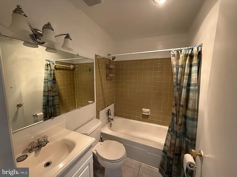 1155 Dublin Pl — Photo 18
