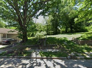 1301 Englewood St, Memphis, TN 38106