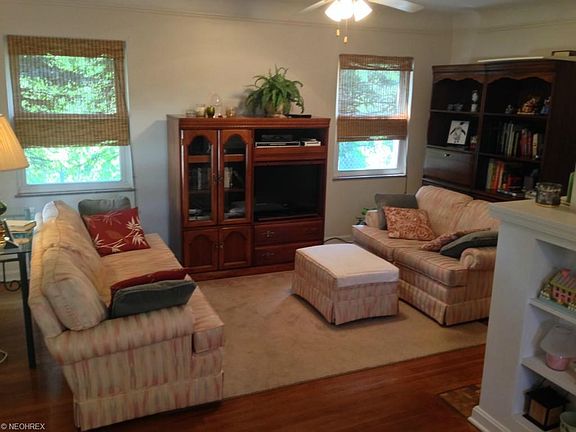 3rd image of 3090 W 137th St