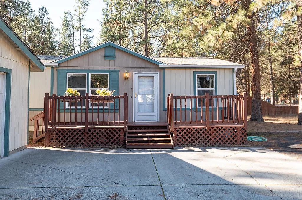 61066 Targee Dr — Photo 1