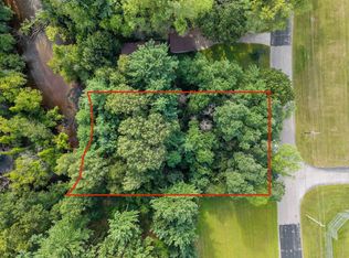 1420 Shoemaker Rd, Waupaca, WI 54981