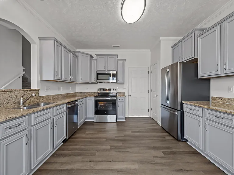 209 Trophy Ridge Dr — Photo 9