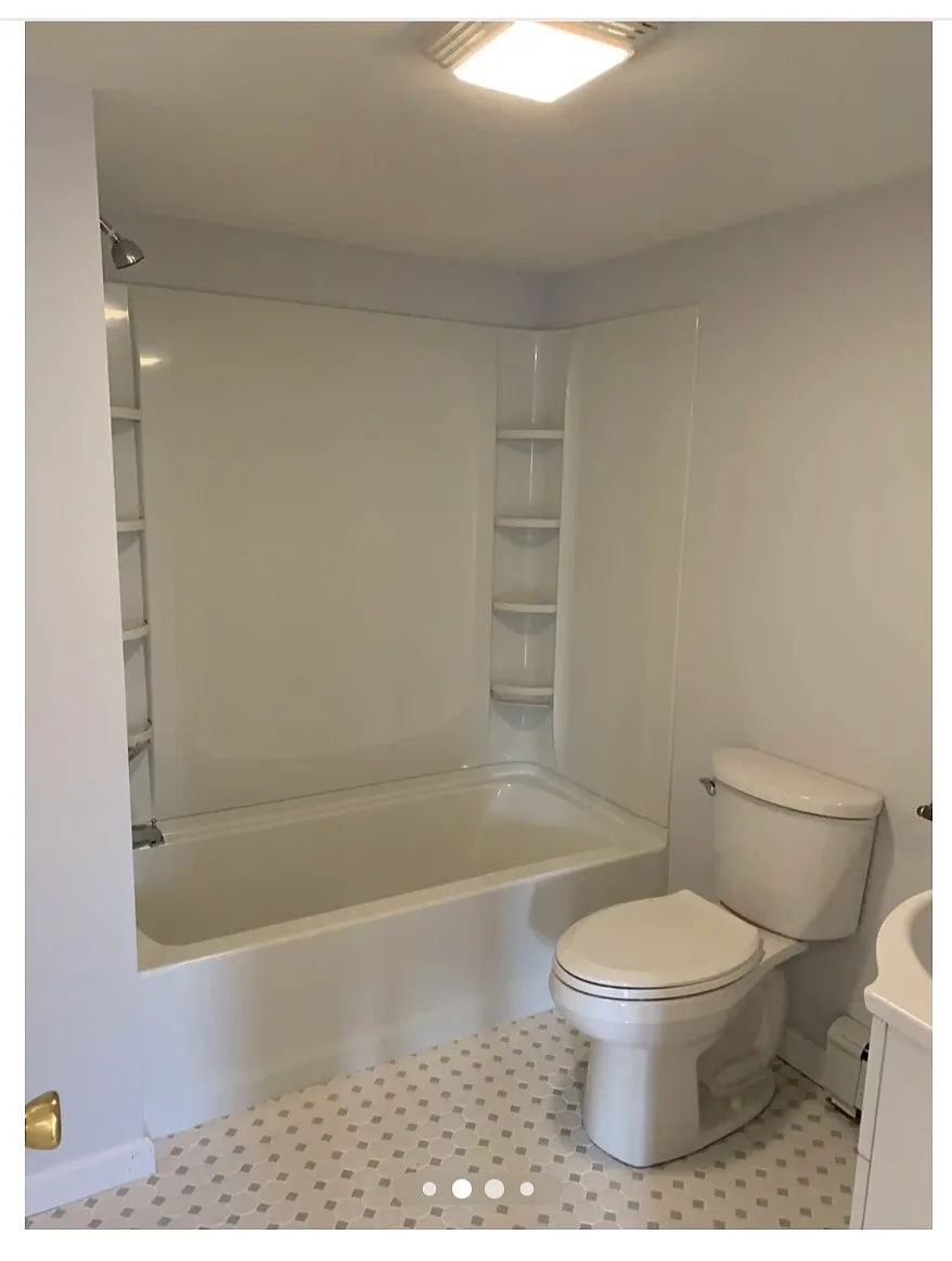 Building Photo - 15 Minisink Ave #2