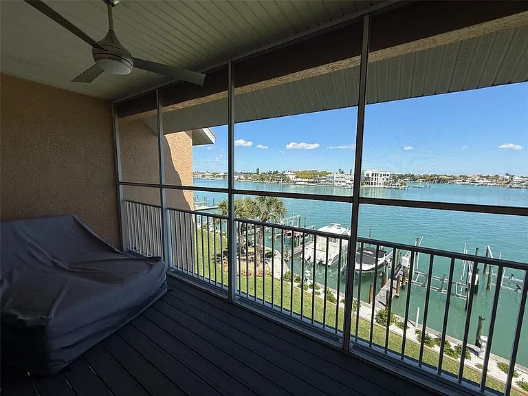 10067 Gulf Blvd — Photo 14