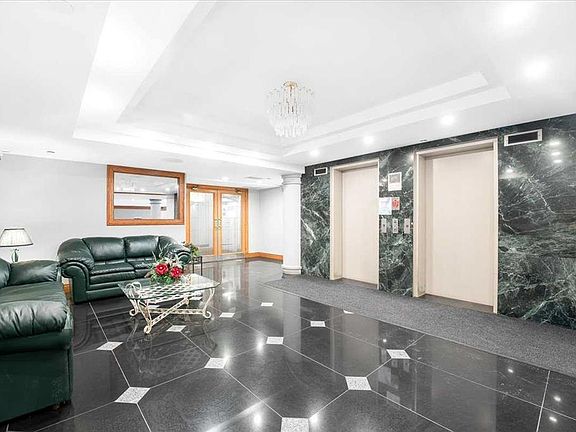 3rd image of 200 Lincoln Way SW #302