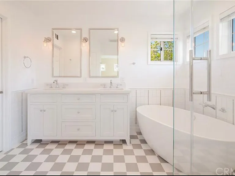 77 San Raphael — Photo 16
