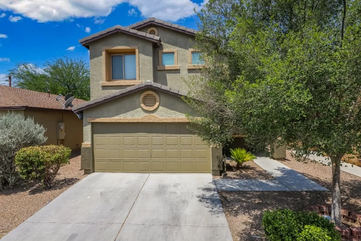 6560 South Meadow Fescue Drive Tucson AZ 85756 — Photo 1