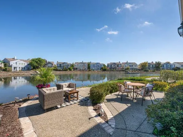 929 Corriente Pointe Dr, Redwood City, CA 94065