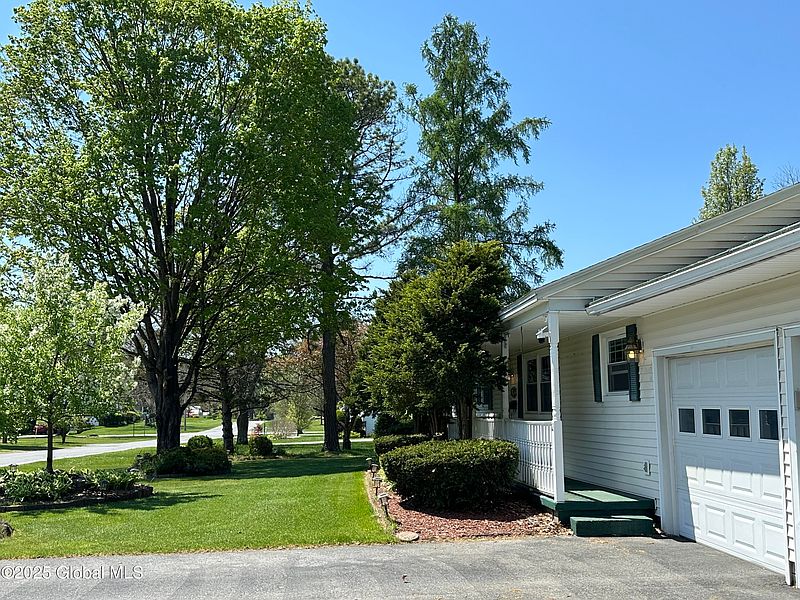 4th image of 12 Westmore Avenue