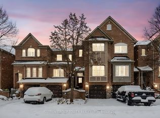 29 Bluewater Ct, Toronto, ON M8V4A7