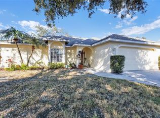 6834 34th Ave E, Palmetto, FL 34221